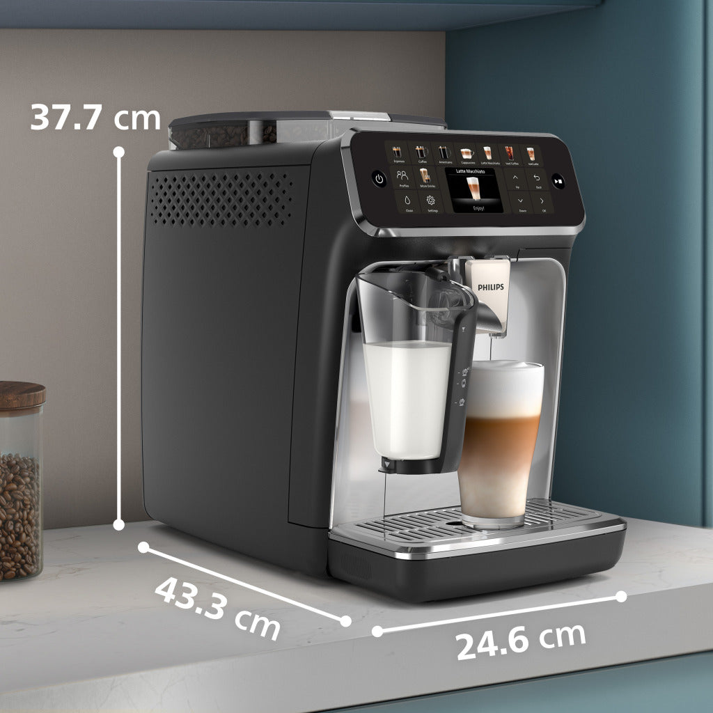 Serie 5500 (EP5546/70) Kaffeevollautomat – LatteGo Milchsystem, 20 heiße und kalte Kaffeespezialitäten, SilentBrew, QuickStart, Schwarz Silber